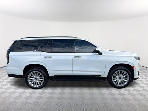 Used 2024 Cadillac Escalade Premium Luxury AWD/4WD image 4