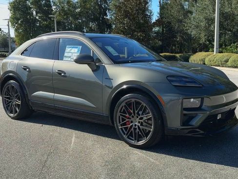 New 2025 Porsche Macan Turbo Electric image 2