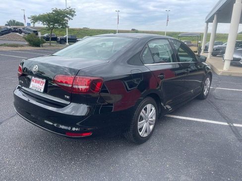 Used 2017 Volkswagen Jetta S FWD image 3