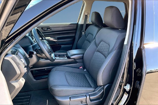 Used 2024 Nissan Pathfinder S w/ Cargo Package FWD image 20