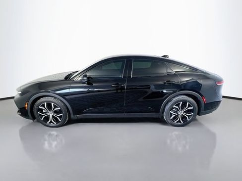 Used 2024 Toyota Crown AWD/4WD image 5