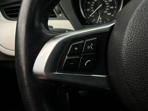 Used 2011 BMW Z4 sDrive30i image 37