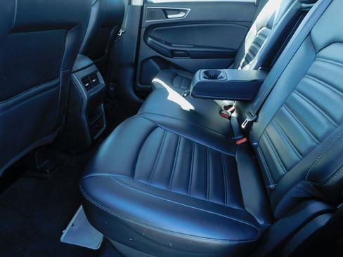 Used 2023 Ford Edge SEL image 19