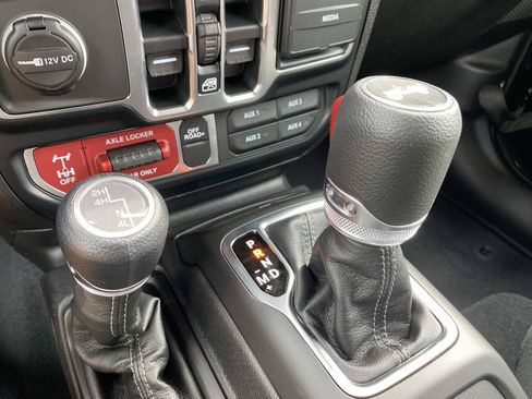 New 2026 Jeep Wrangler Unlimited Sport AWD/4WD image 12