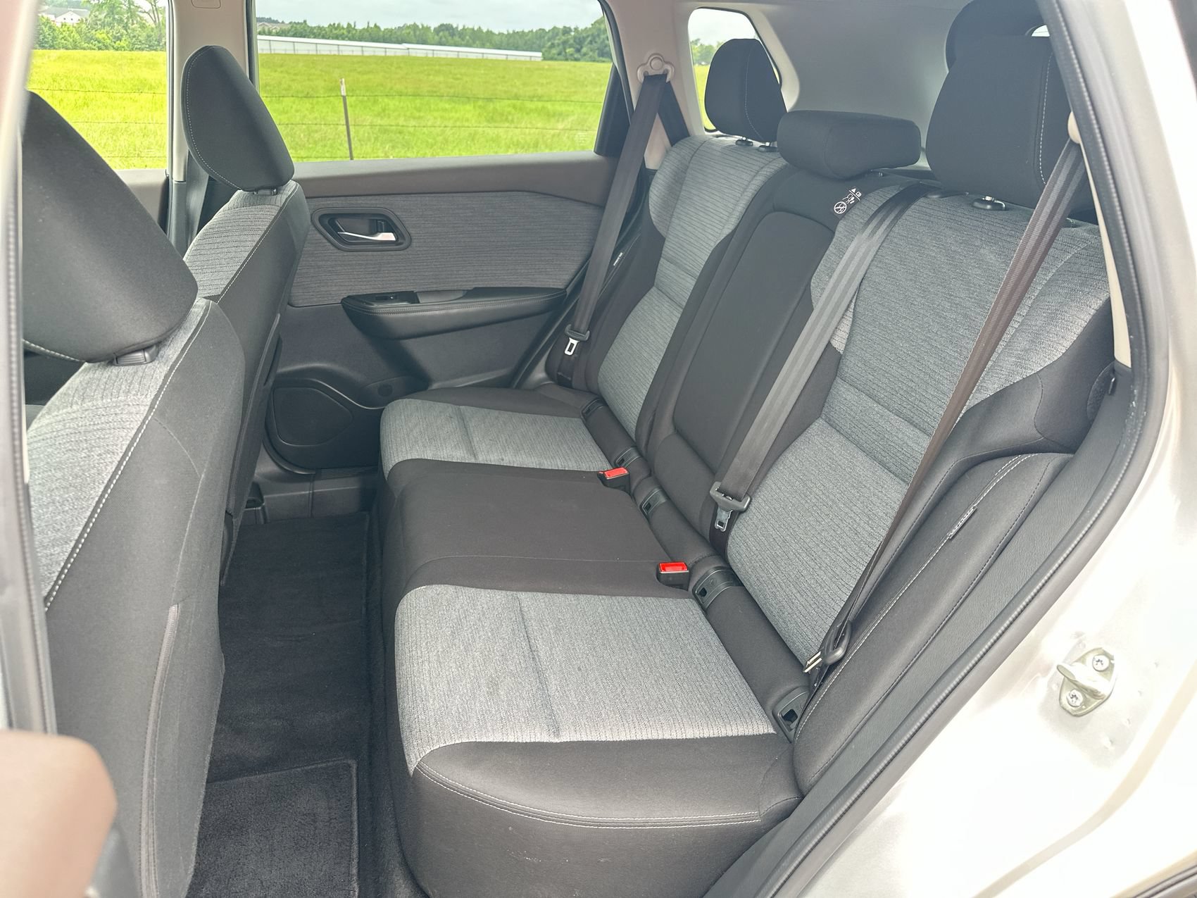 Used 2023 Nissan Rogue SV AWD/4WD image 22