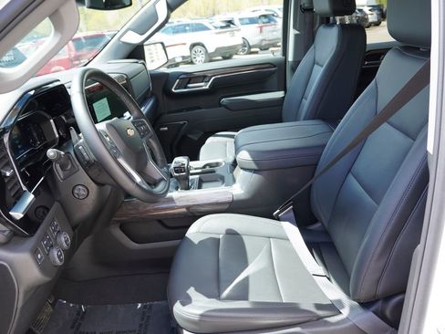 Certified 2024 Chevrolet Silverado 1500 LTZ w/ Z71 Off-Road Package AWD/4WD image 16