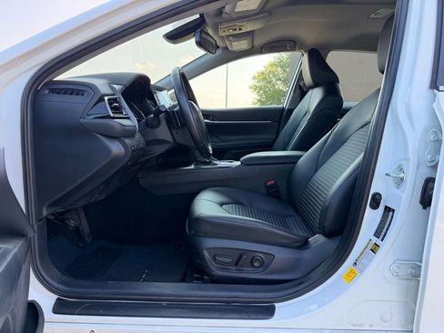 Used 2023 Toyota Camry SE w/ Convenience Package FWD image 24