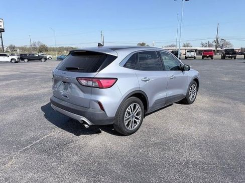 Used 2022 Ford Escape SEL image 3