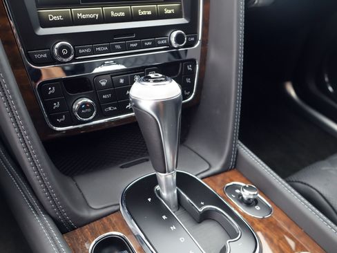 Certified 2017 Bentley Flying Spur S W12 AWD/4WD image 18