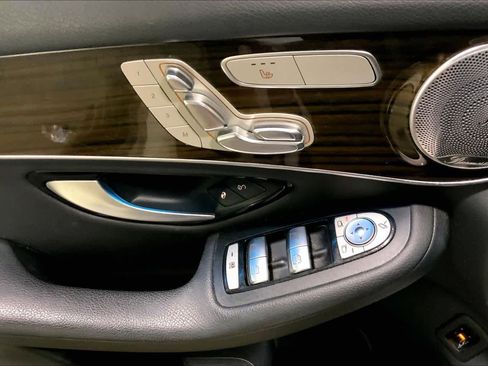 Used 2017 Mercedes-Benz GLC 300 GLC 300 image 34