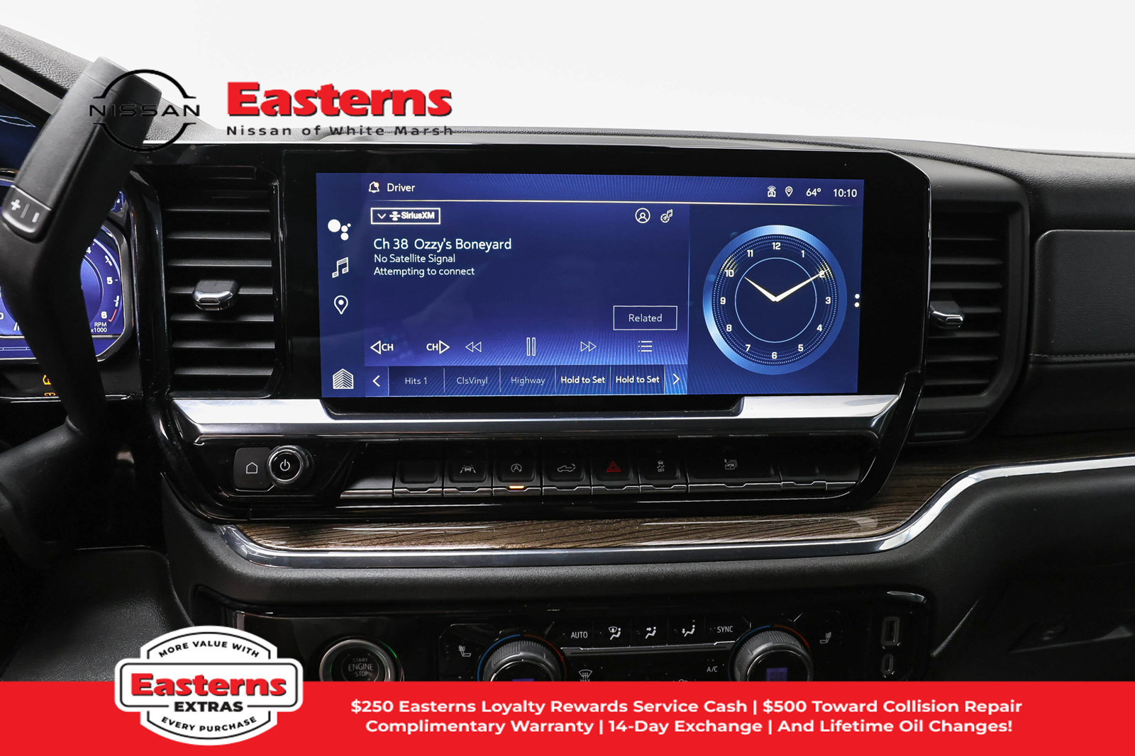 Used 2023 Chevrolet Silverado 1500 LT AWD/4WD image 14