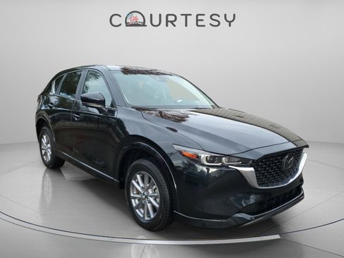 Used 2024 MAZDA CX-5 AWD 2.5 S w/ Preferred Package image 5