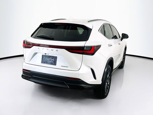 Used 2024 Lexus NX 250 FWD w/ Towing Package (2000 Lbs) image 9