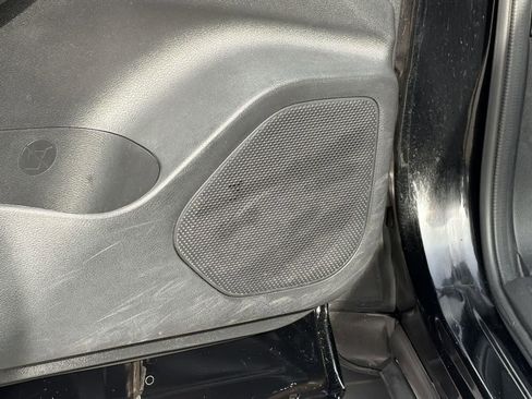 Used 2023 Nissan Rogue SV image 22