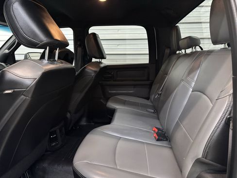 Used 2022 RAM 2500 Tradesman w/ Chrome Appearance Group image 22