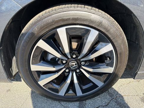 Used 2022 Honda Civic EX image 41