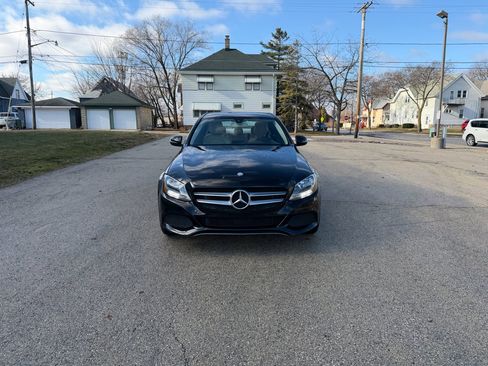 Used 2017 Mercedes-Benz C 300 4MATIC Sedan image 2
