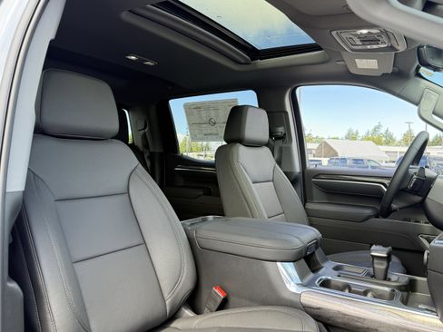New 2026 Chevrolet Silverado 1500 LTZ w/ LTZ Premium Package AWD/4WD image 22