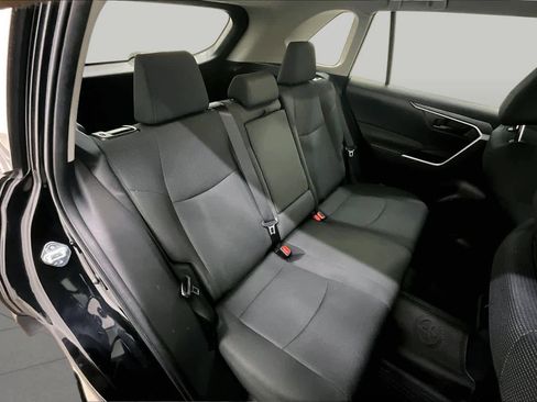 Used 2023 Toyota RAV4 LE FWD image 20