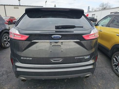 Used 2019 Ford Edge Titanium w/ Equipment Group 301A image 5