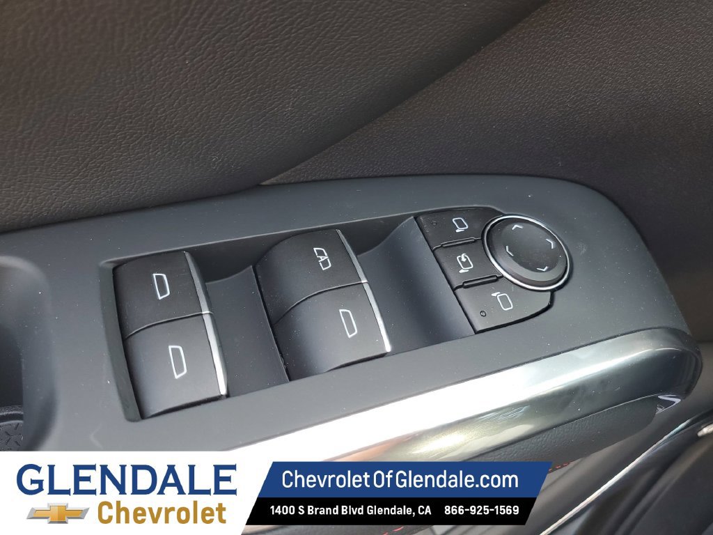 New 2026 Chevrolet Traverse RS w/ LPO, Floor Liner Package FWD image 22