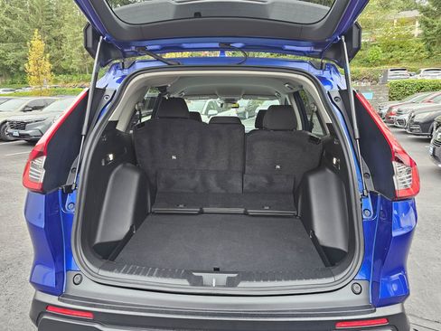 Used 2025 Honda CR-V LX image 18