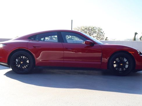 Certified 2024 Porsche Taycan GTS image 8