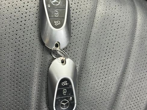 Used 2023 Mercedes-Benz S 500 4MATIC image 28