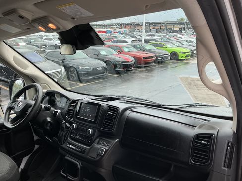 Used 2022 RAM ProMaster 2500 FWD image 16