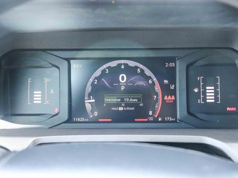 Certified 2025 Toyota Tacoma SR5 AWD/4WD image 30