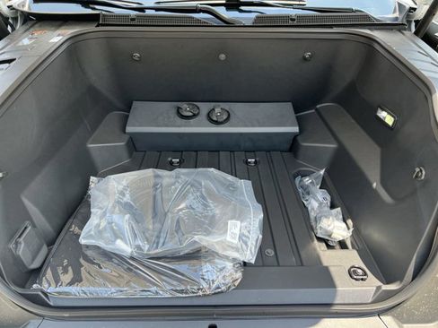 New 2026 Chevrolet Silverado EV LT image 31