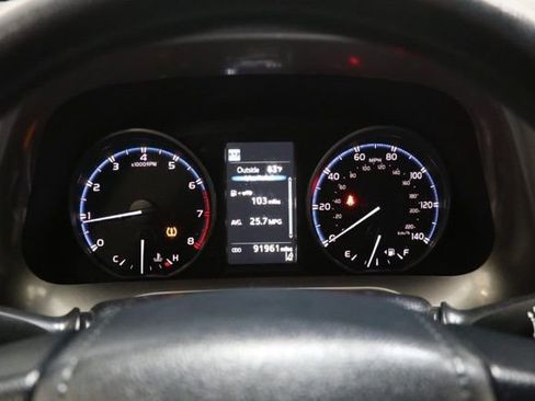 Used 2017 Toyota RAV4 LE FWD image 22