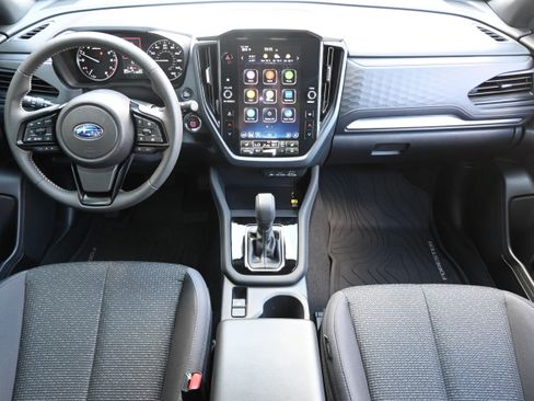 Used 2025 Subaru Forester Premium image 31