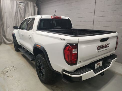 New 2026 GMC Canyon Elevation w/ Convenience Package image 19