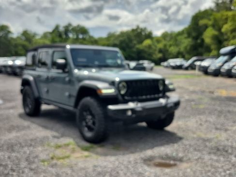 Used 2024 Jeep Wrangler Unlimited Sport AWD/4WD image 7