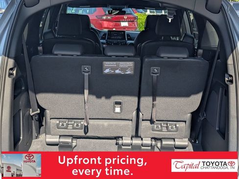 Used 2024 Honda Odyssey Sport image 11