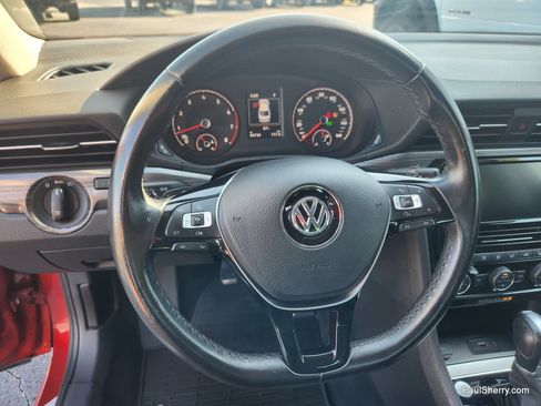 Used 2020 Volkswagen Passat 2.0T R-Line FWD image 21