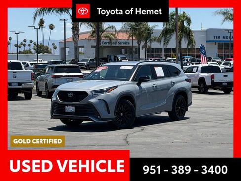 Used 2025 Toyota Highlander XSE AWD/4WD image 1