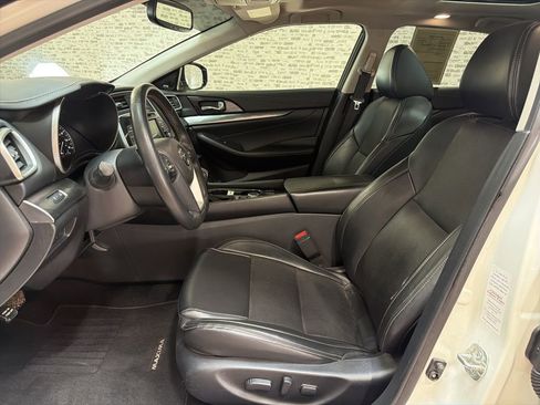 Used 2019 Nissan Maxima 3.5 SL w/ Floor Mat Group image 25