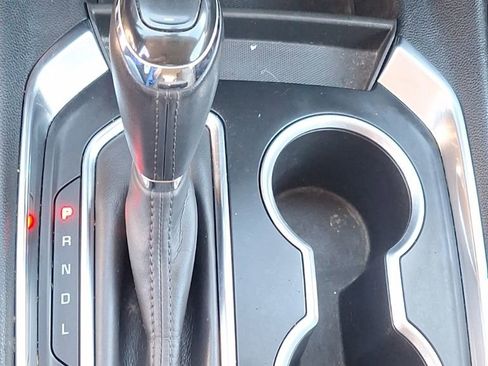 Certified 2020 Chevrolet Traverse LT image 46