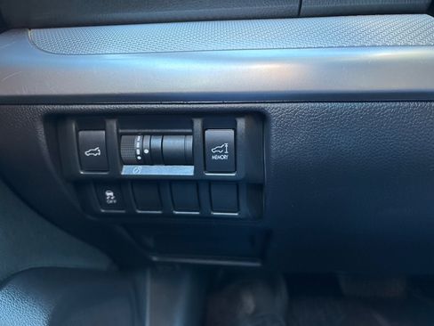 Used 2015 Subaru Outback 2.5i Premium image 17