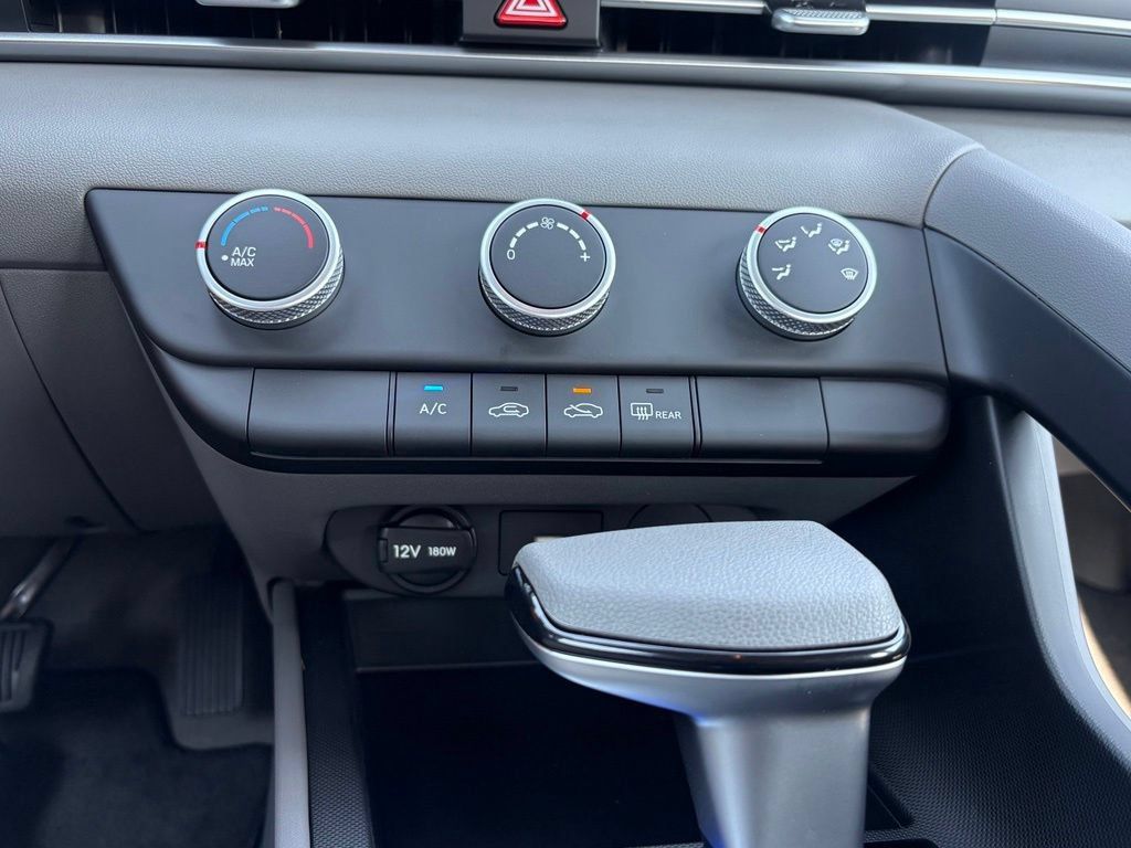 New 2026 Hyundai Elantra SEL Sport Premium FWD image 33