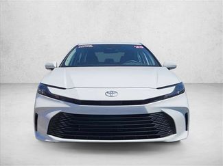 Used 2025 Toyota Camry LE FWD video 2
