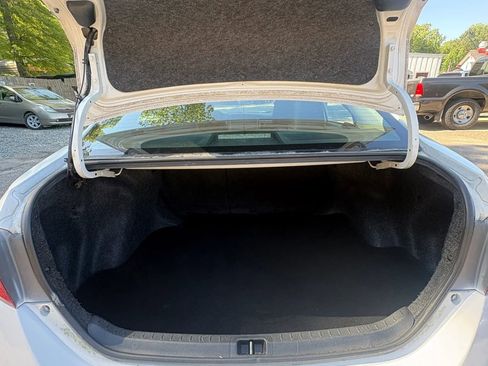 Used 2015 Toyota Corolla S FWD image 27
