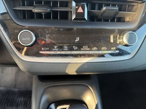Used 2023 Toyota Corolla LE FWD image 21