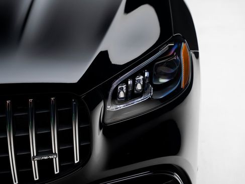 Used 2025 Mercedes-Benz GLS 63 AMG 4MATIC image 10