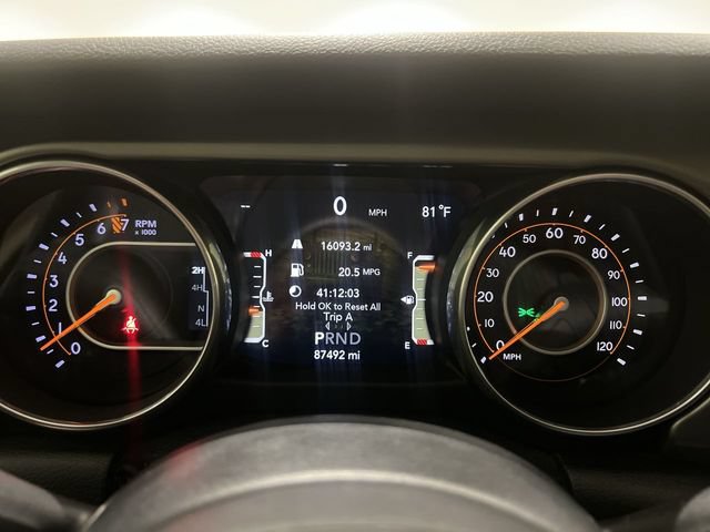 Used 2018 Jeep Wrangler Unlimited Sport S AWD/4WD image 11