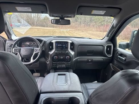 Used 2021 Chevrolet Silverado 1500 LT Trail Boss w/ Convenience Package II AWD/4WD image 10