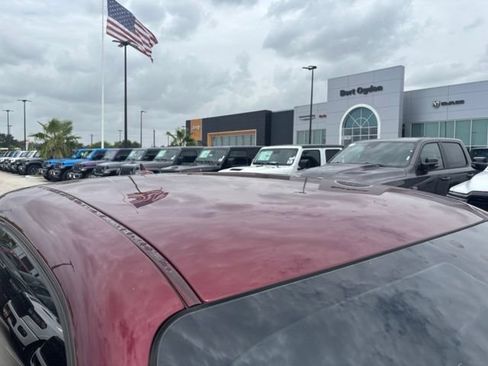 Used 2020 Dodge Challenger R/T Scat Pack RWD image 7