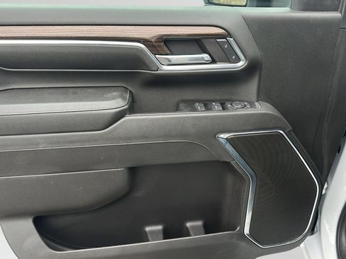 Used 2024 Chevrolet Silverado 2500 LT image 18